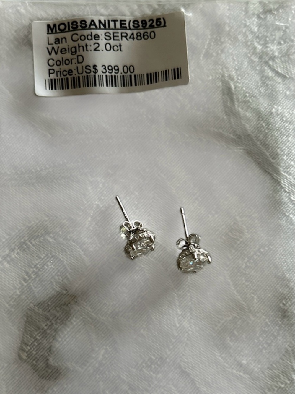 2.0 ct Moissanite S925 Sterling Silver White Stud Earrings - Classic Sparkle
